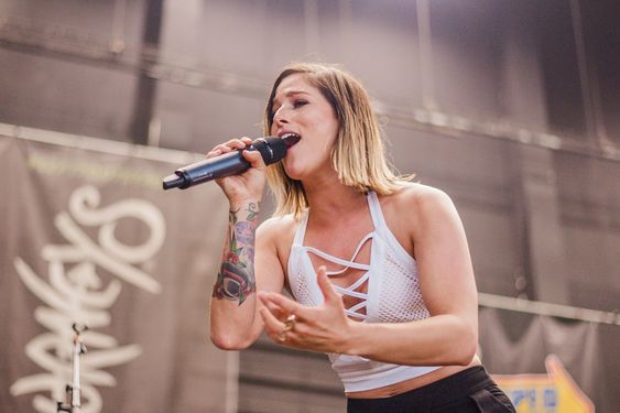 Cassadee Pope